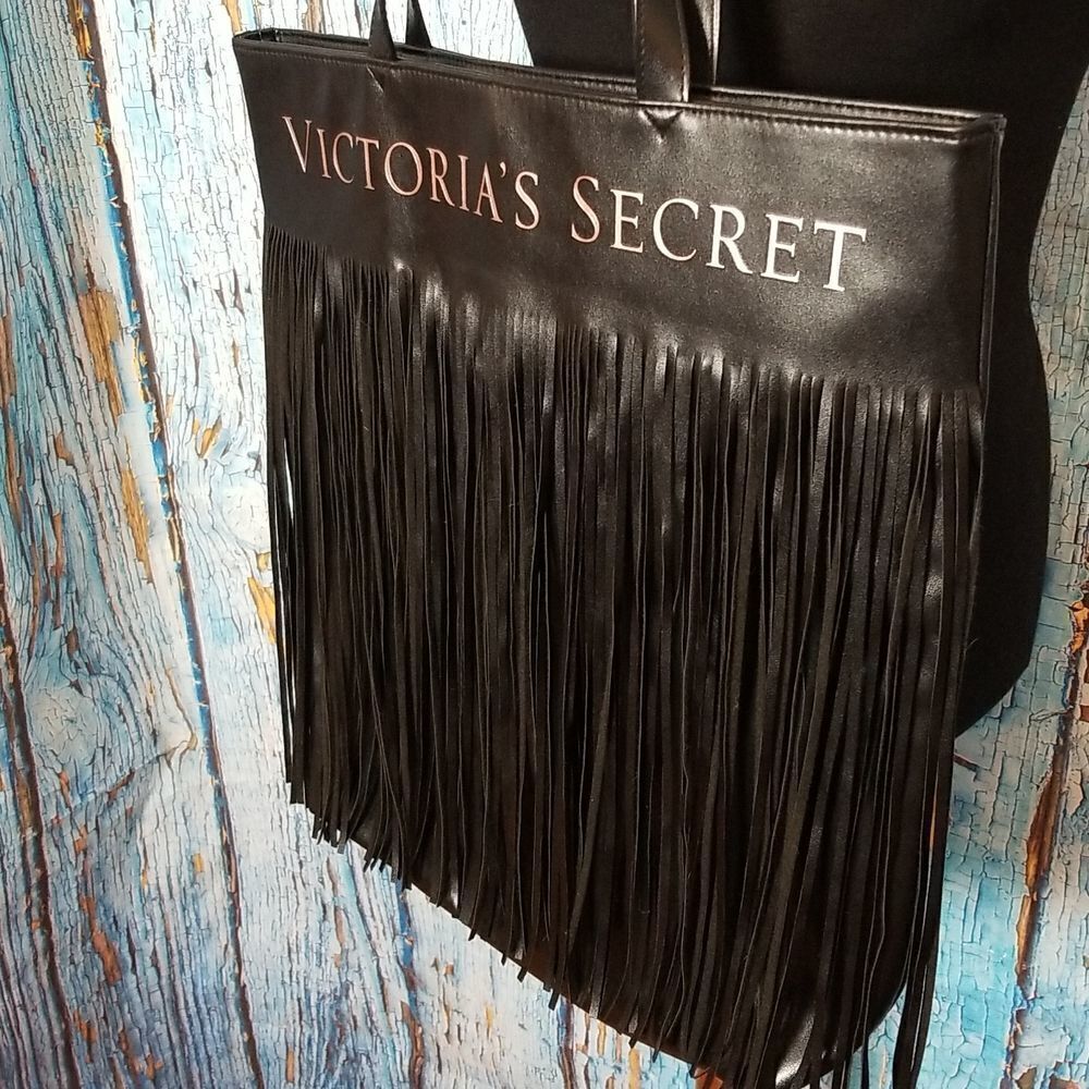 𝅺VICTORIA'S Secret Flirty Fringe Tote Bag - Picture 4 of 12
